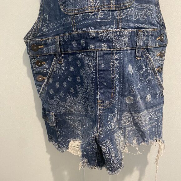 No Boundaries Short Overalls Shortalls Women M Y2k Blue Bandana Print Denim - Picture 6 of 14